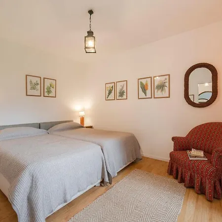 Casa Da Cebola By An Island