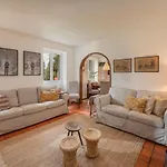 Casa Da Cebola By An Island * Santa Cruz (Madeira)