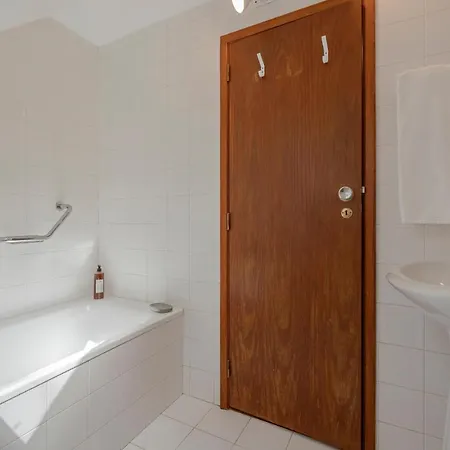 Casa Da Cebola By An Island Santa Cruz (Madeira)